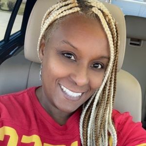 Meet your Posher, Joann